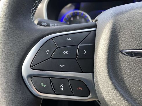 New 2026 Chrysler Pacifica Select image 15