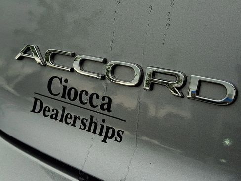 Used 2023 Honda Accord Touring image 31