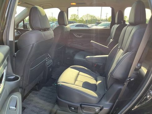 Used 2024 Subaru Ascent Limited w/ Technology Package AWD/4WD image 25