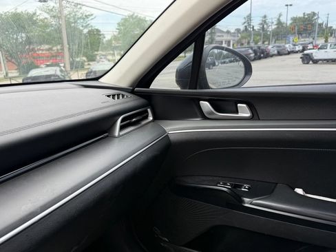 Used 2021 Kia K5 LXS FWD image 21