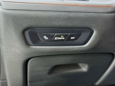 Used 2024 BMW X5 xDrive40i w/ M Sport Package image 10