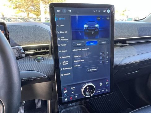 Used 2023 Ford Mustang Mach-E Premium image 29