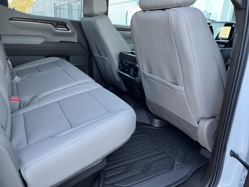 New 2026 GMC Sierra 1500 SLT w/ SLT Premium Package image 15