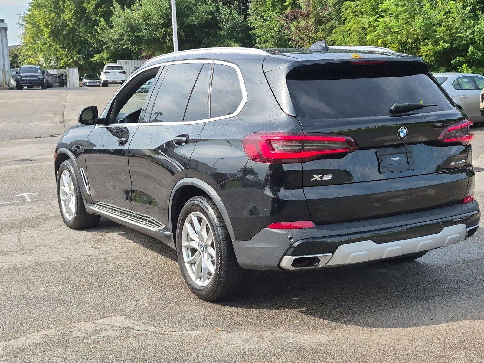Used 2021 BMW X5 xDrive40i w/ Convenience Package AWD/4WD image 3
