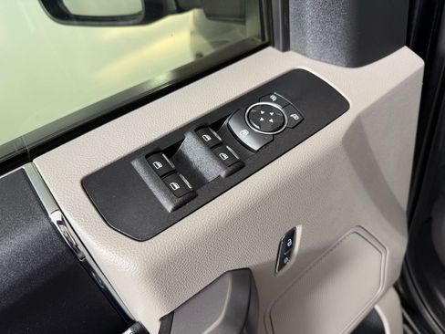 Used 2018 Ford F250 XLT w/ XLT Value Package AWD/4WD image 13