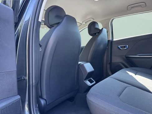 New 2026 Kia K4 FWD image 17