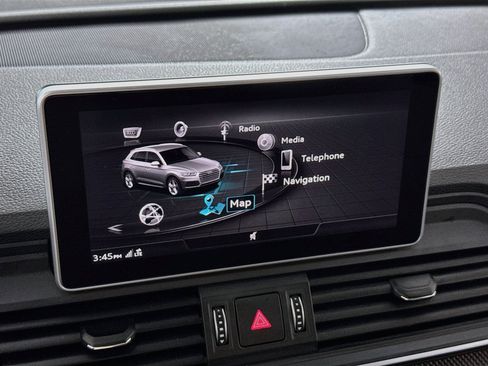 Used 2018 Audi SQ5 Premium Plus w/ Navigation Package AWD/4WD image 18