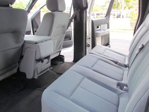 Used 2014 Ford F150 XLT w/ XLT Chrome Package image 18