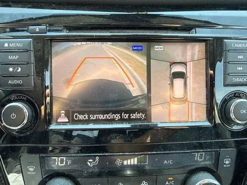 Used 2018 Nissan Rogue SL FWD image 10