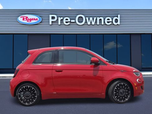 Used 2024 FIAT 500 e (RED) image 8