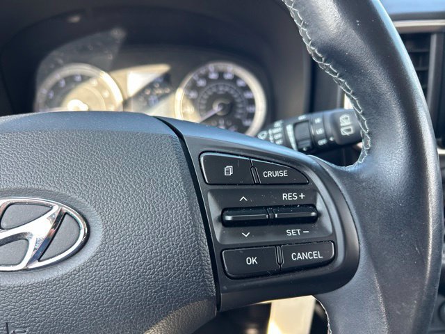 Used 2021 Hyundai Venue SEL FWD image 16