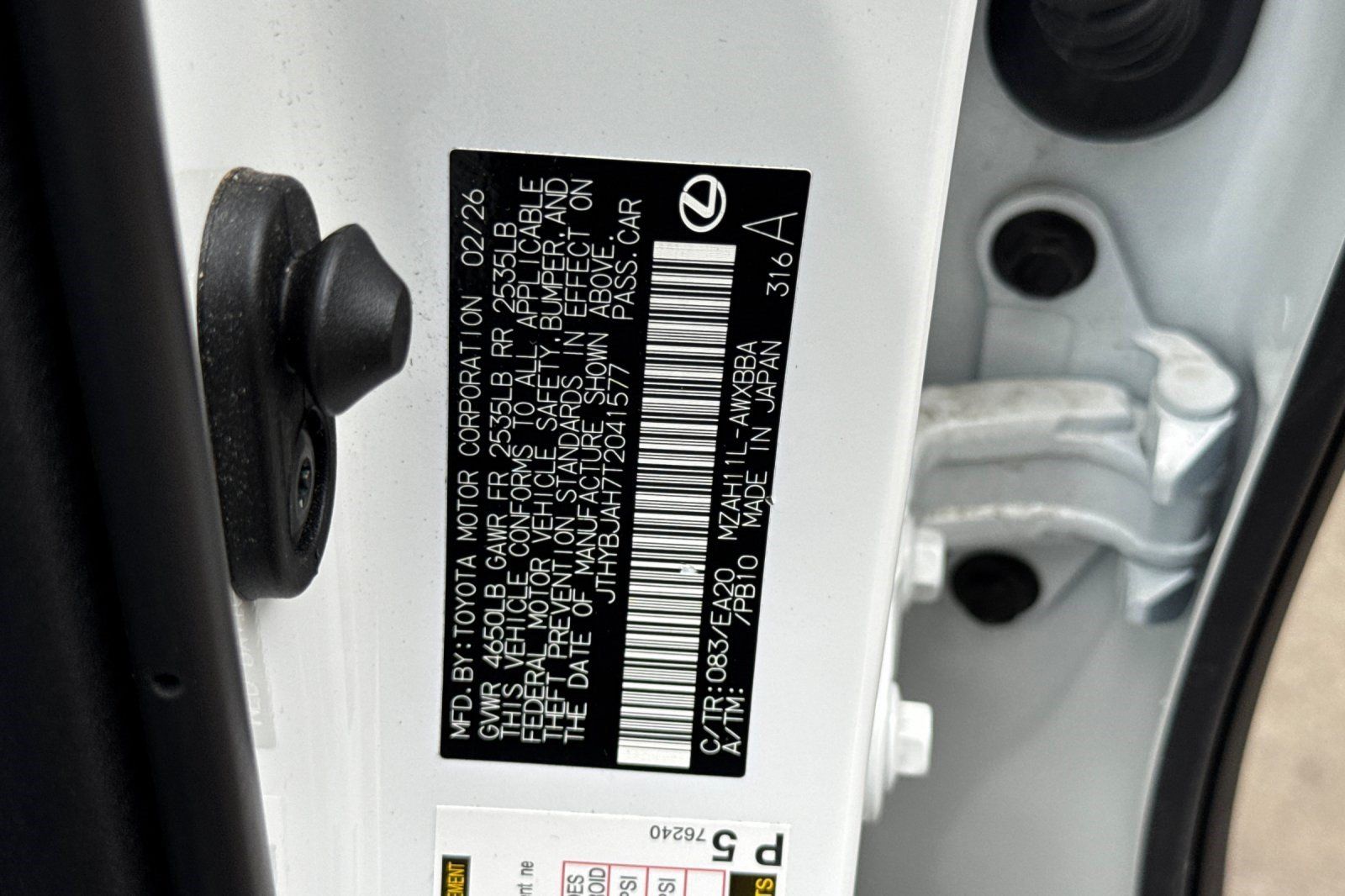 Certified 2026 Lexus UX 300h FWD w/ Accessory Package (Z1) image 40