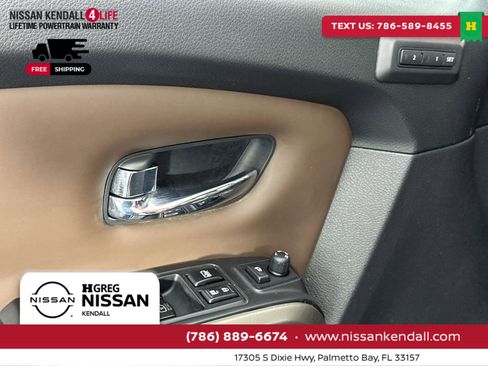 Certified 2021 Nissan Titan Platinum Reserve w/ Moonroof Package image 17