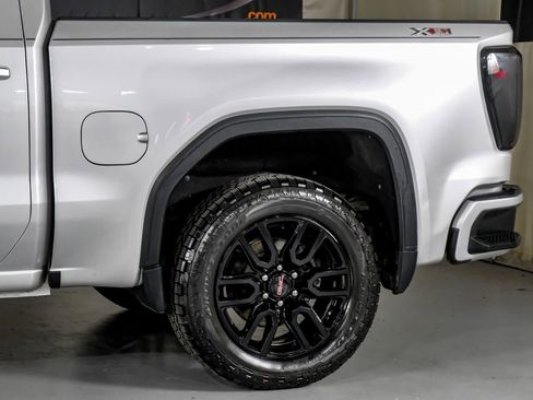Used 2021 GMC Sierra 1500 Elevation w/ X31 Off-Road Package AWD/4WD image 13