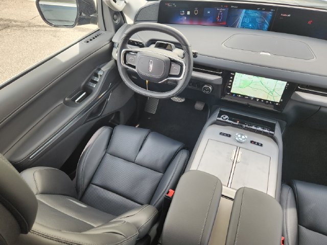 New 2027 Lincoln Navigator Reserve AWD/4WD image 10