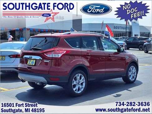 Used 2016 Ford Escape Titanium w/ Equipment Group 301A FWD image 2