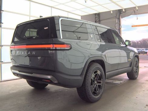 Used 2023 Rivian R1S Adventure image 2