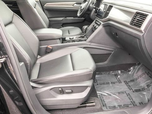 Used 2021 Volkswagen Atlas SEL image 38