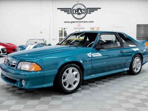 Used 1993 Ford Mustang Cobra RWD image 3