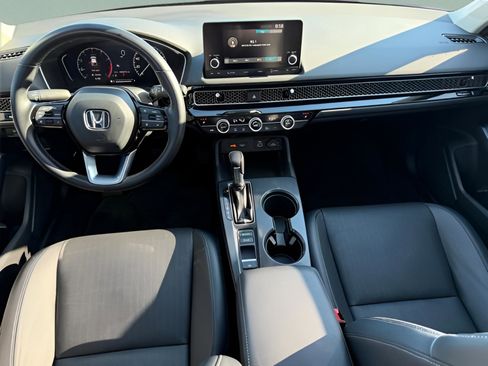 Used 2024 Honda Civic EX-L image 12