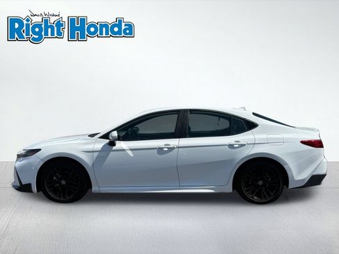 Used 2025 Toyota Camry SE w/ Multimedia Upgrade Package FWD image 3