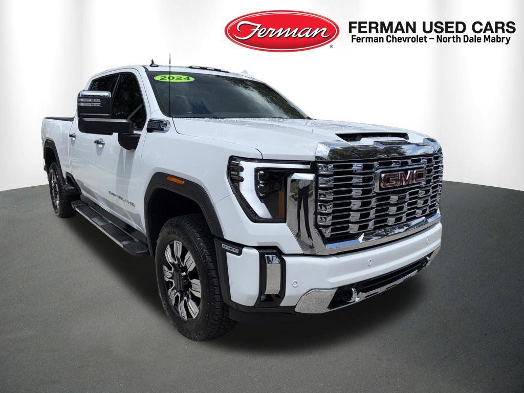 Used 2024 GMC Sierra 2500 Denali AWD/4WD image 1