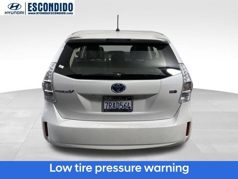 Used 2014 Toyota Prius V Two image 5