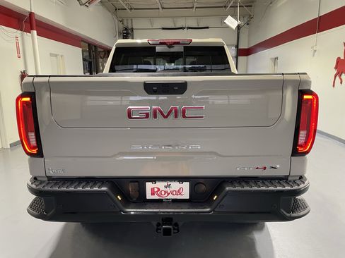 New 2026 GMC Sierra 1500 AT4X image 4