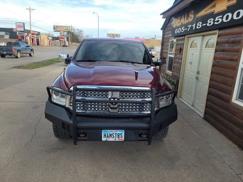 Used 2016 RAM 1500 Laramie w/ Convenience Group image 3