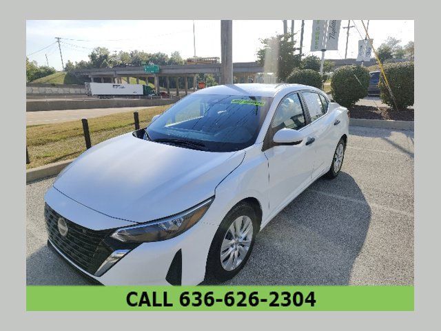 Used 2025 Nissan Sentra S FWD image 1