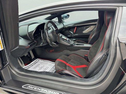 Used 2017 Lamborghini Aventador LP 750-4 Superveloce AWD/4WD image 34