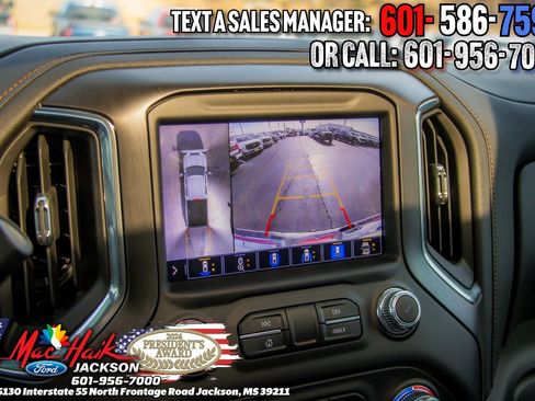 Used 2023 GMC Sierra 2500 AT4 w/ AT4 Premium Plus Package image 19