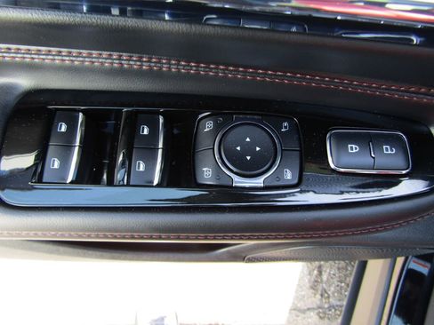 Used 2025 Lincoln Corsair Grand Touring w/ Equipment Group 301A AWD/4WD image 26