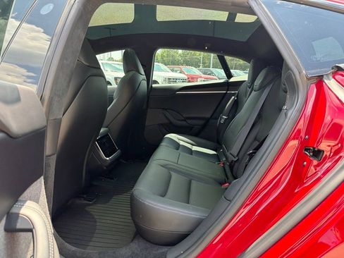 Used 2022 Tesla Model S AWD/4WD image 15