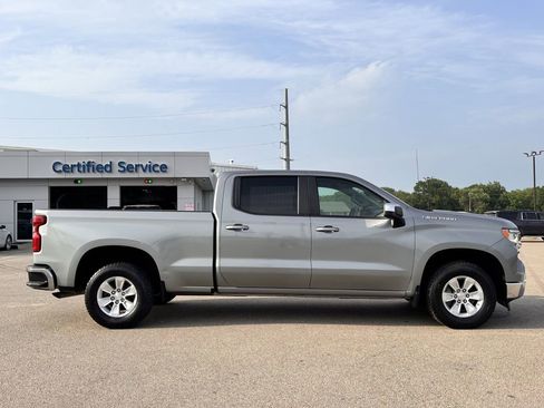 Used 2023 Chevrolet Silverado 1500 LT w/ Protection Package AWD/4WD image 5