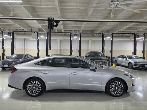 Certified 2023 Hyundai Sonata Limited image 8