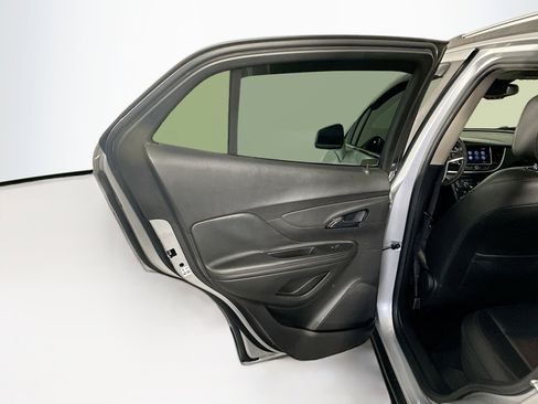Used 2018 Buick Encore Essence image 25