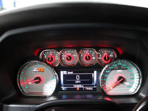 Used 2018 Chevrolet Silverado 1500 LT w/ All Star Edition image 37