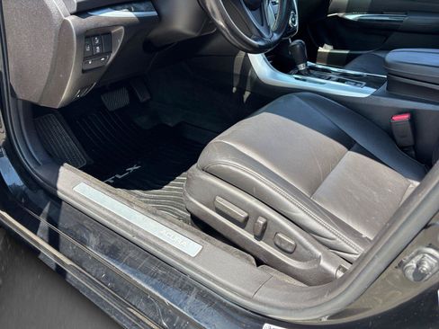 Used 2018 Acura TLX FWD image 37