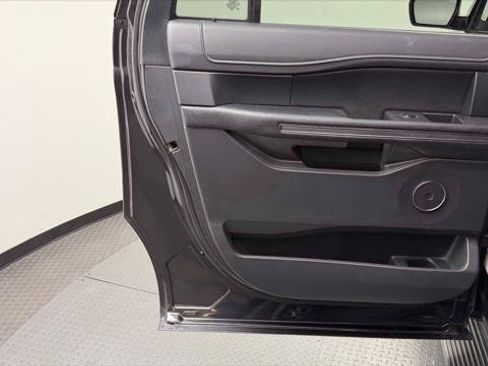 Used 2024 Ford Expedition Max XLT AWD/4WD image 16