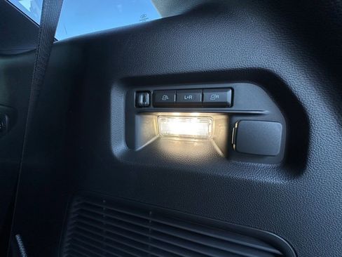 New 2026 Ford Explorer Platinum image 57