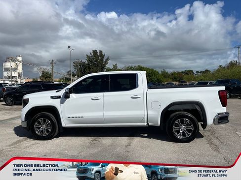 New 2026 GMC Sierra 1500 SLE image 4