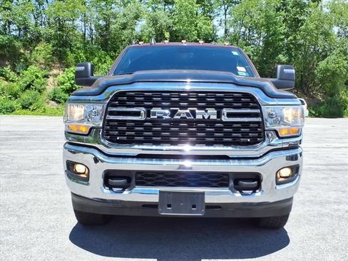 Used 2024 RAM 3500 Big Horn w/ Snow Chief Group AWD/4WD image 12