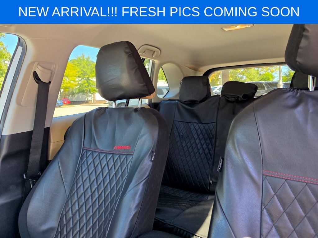 Used 2020 Toyota RAV4 XLE FWD image 8