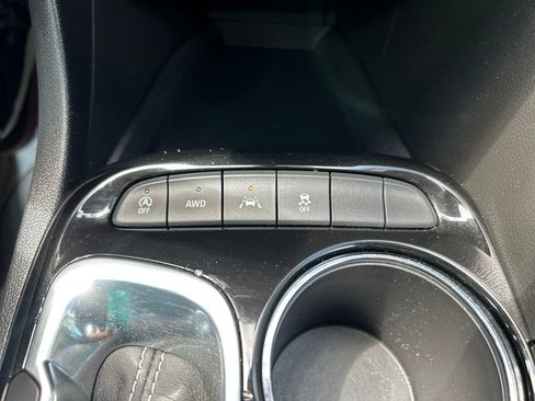 Used 2021 Buick Encore GX Essence AWD/4WD image 29