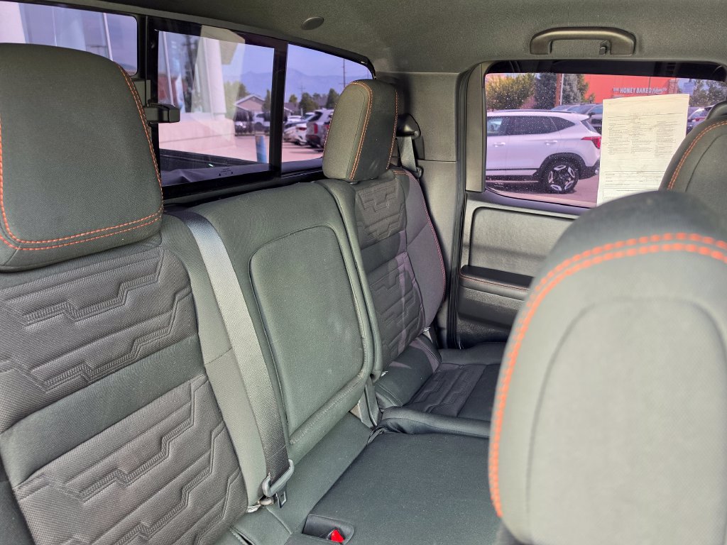Used 2023 Nissan Frontier PRO-4X w/ Pro Convenience Package AWD/4WD image 11