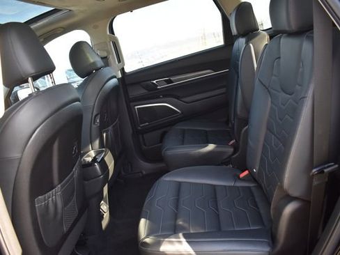 Certified 2021 Kia Telluride SX w/ SX Prestige Package AWD/4WD image 23