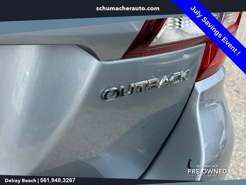Used 2018 Subaru Outback 2.5i Limited AWD/4WD image 15