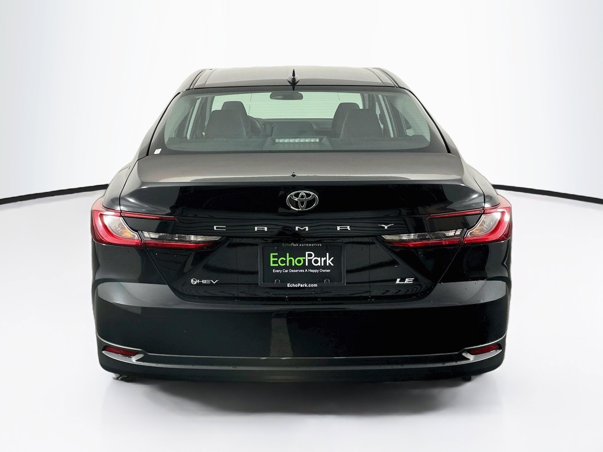 Used 2025 Toyota Camry LE FWD image 7