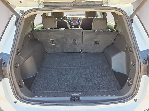 Used 2024 Chevrolet Equinox LT FWD image 13